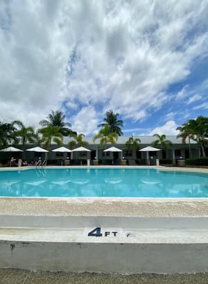 thumbnail: Outdoor pool
