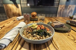 thumbnail: Restaurant