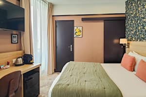 thumbnail: Room