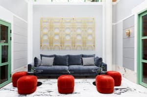thumbnail: Lounge