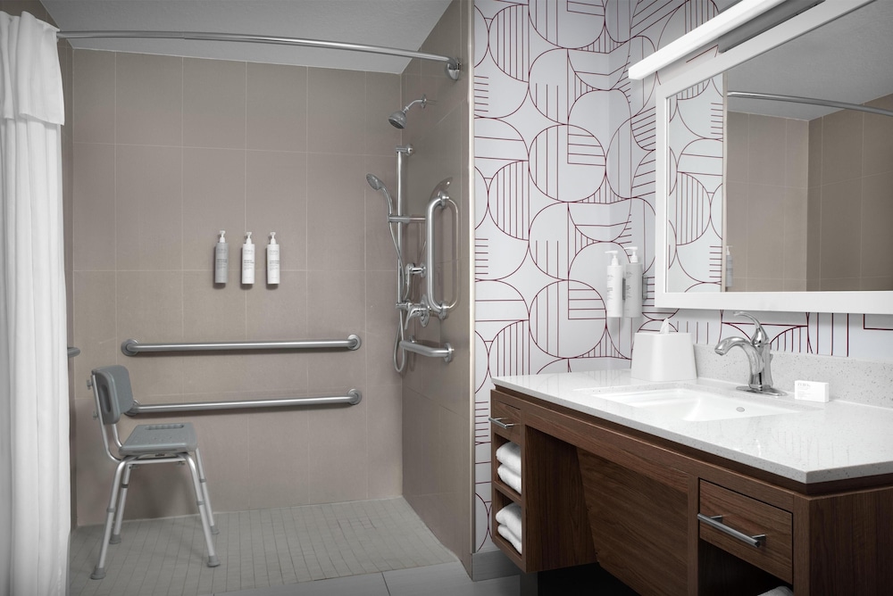 Bathroom shower