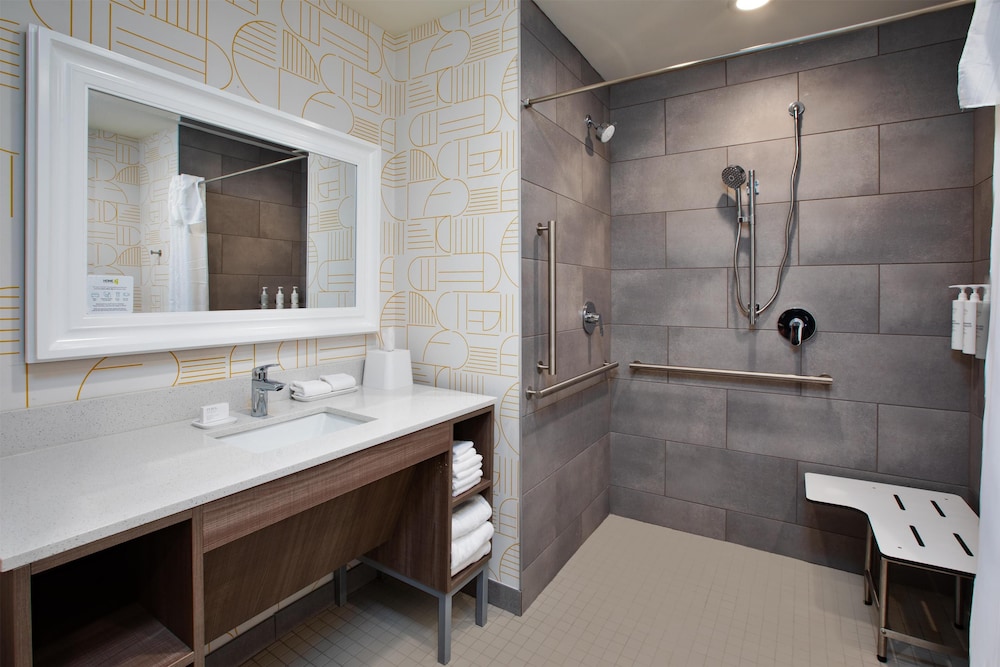 Bathroom shower