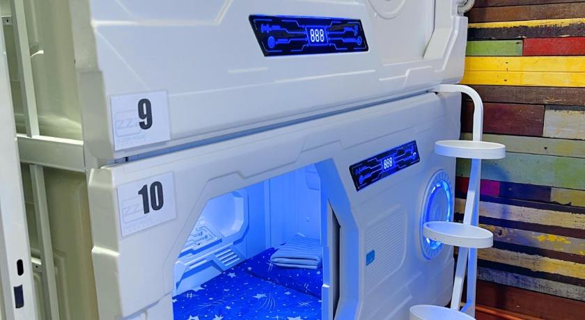 352636799.jpg