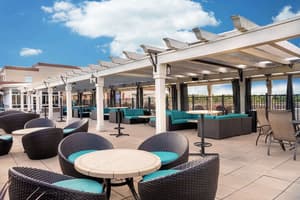 thumbnail: Bar (on property)
