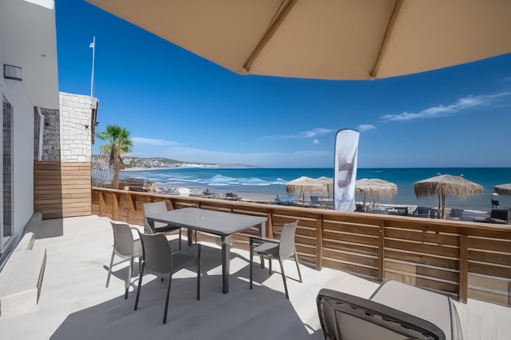 Beach/ocean view