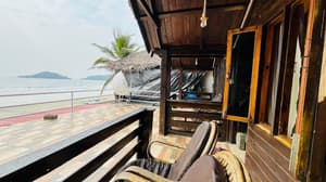thumbnail: Balcony view