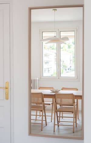 thumbnail: Dining