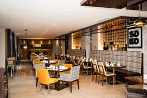 thumbnail: Restaurant