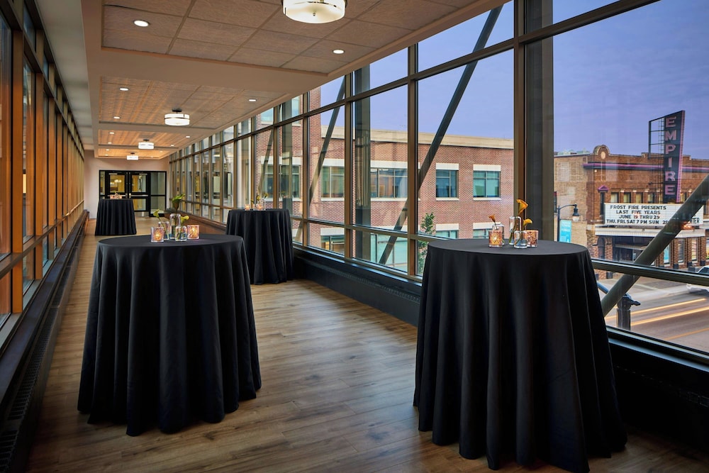 Meeting facility