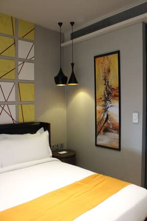 thumbnail: Room