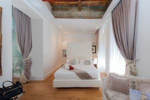 thumbnail: Room amenity