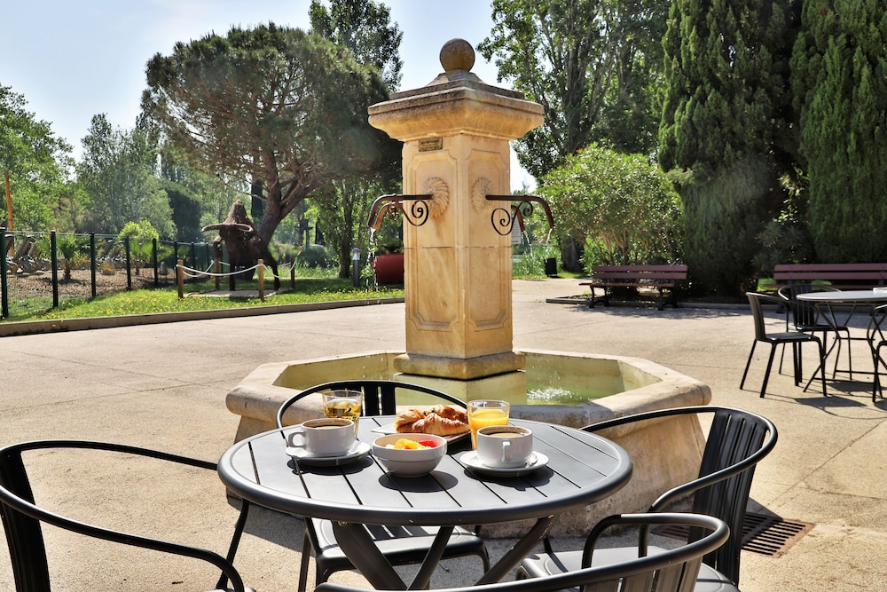 Restaurant-cafeteria