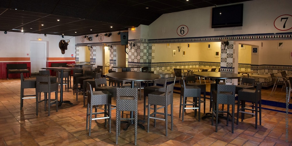 Restaurant-cafeteria