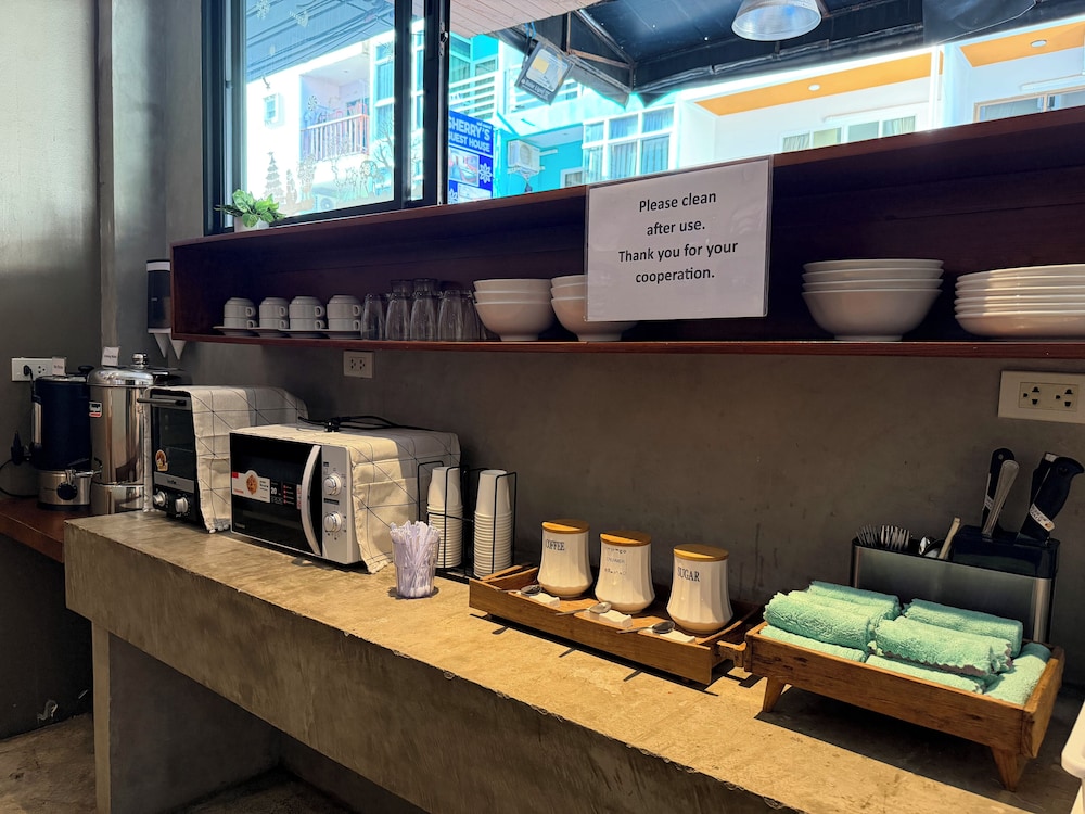 Shared kitchen facilities