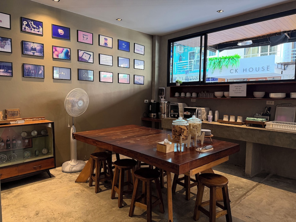 Shared kitchen facilities