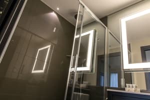 thumbnail: Bathroom shower