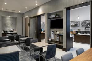 thumbnail: Breakfast area