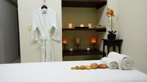 thumbnail: Massage