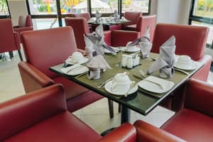 thumbnail: Dining