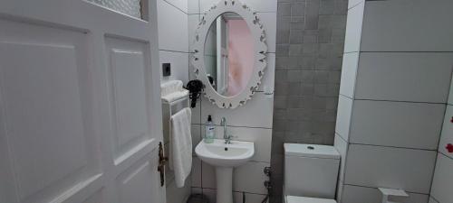 555990185.jpg