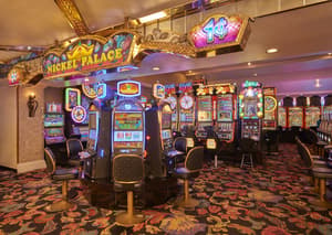 thumbnail: Bar (on property)