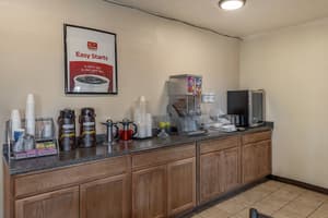 thumbnail: Breakfast area