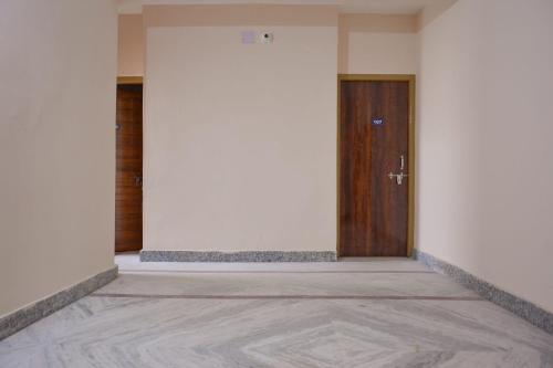 730070595.jpg
