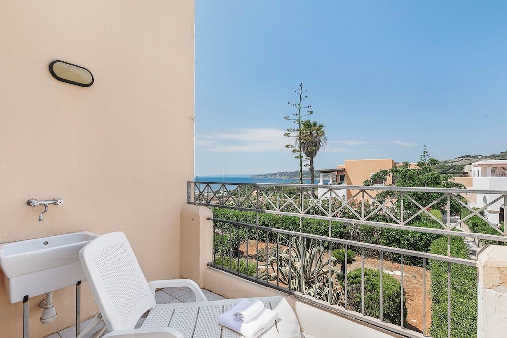 Beach/ocean view