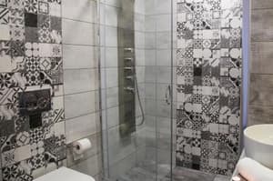 thumbnail: 97751182.jpg