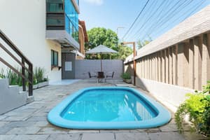 thumbnail: Pool