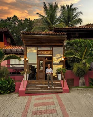 thumbnail: Front of property