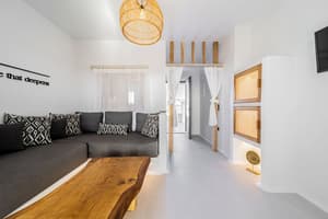 thumbnail: Living area