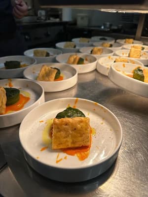 thumbnail: Restaurant