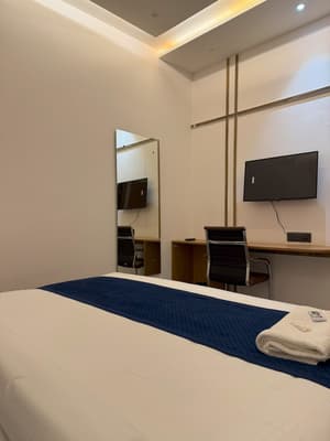 thumbnail: Room
