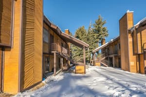 thumbnail: Exterior