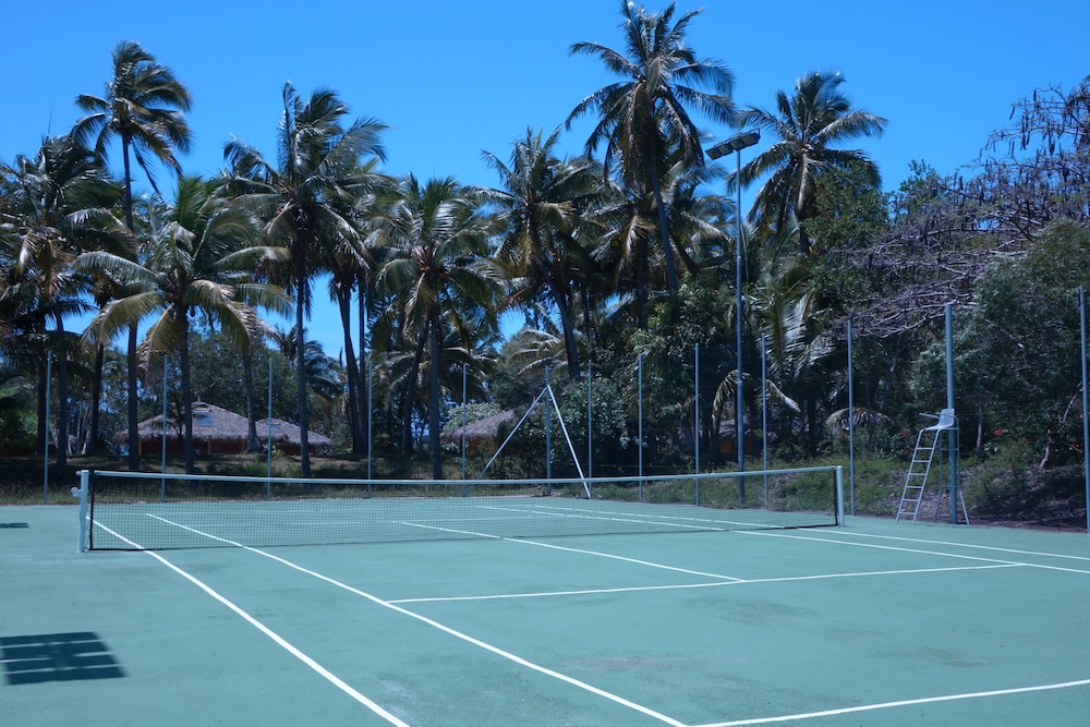 Tennis court