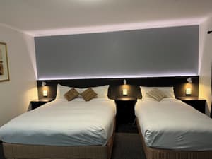 thumbnail: Room