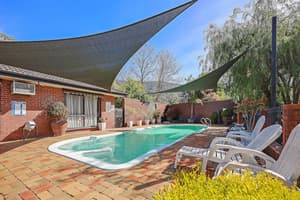 thumbnail: Outdoor pool