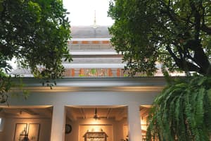 thumbnail: Exterior