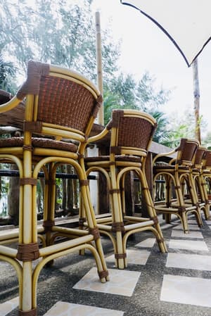 thumbnail: Restaurant