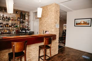 thumbnail: Bar (on property)