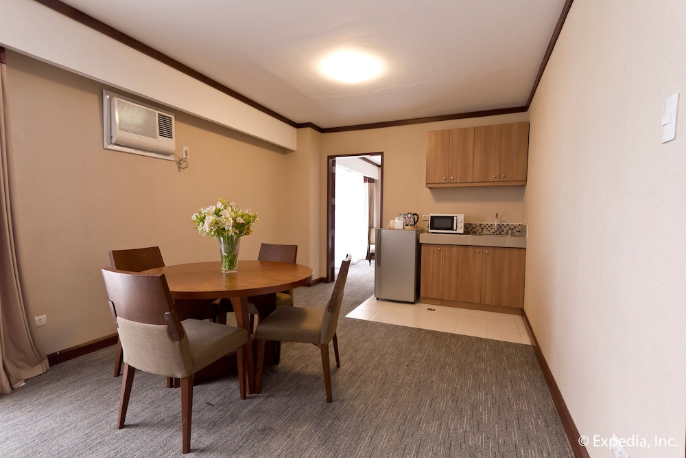 In-room dining