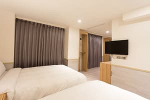 thumbnail: Room