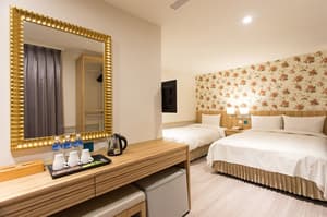 thumbnail: Room
