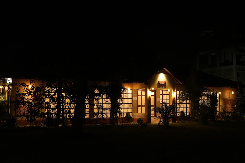 Front of property - evening/night