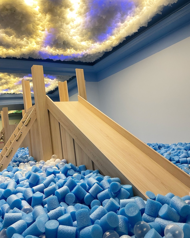 Children's play area - indoor