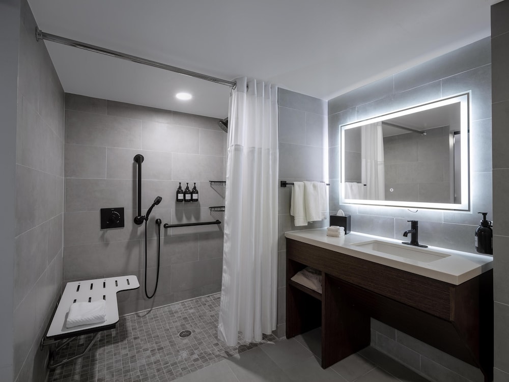 Bathroom shower