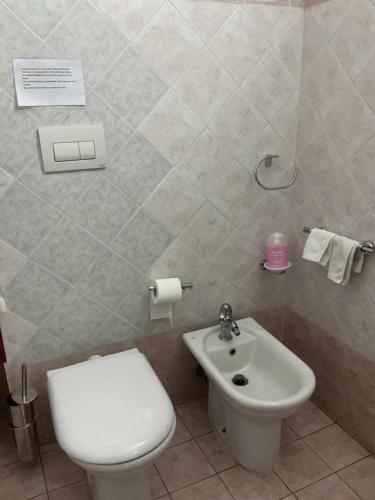852722259.jpg