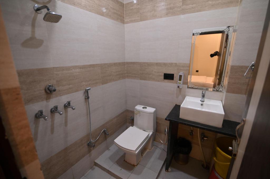 c26be8ec649382f37cba14550f43e209.jpg