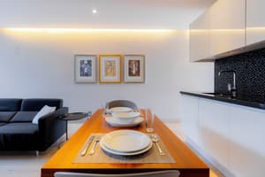 thumbnail: In-room dining